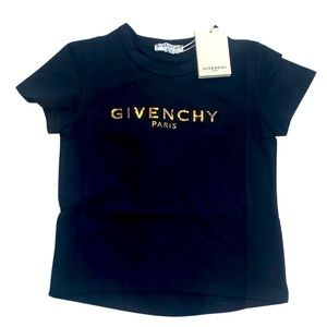 100% authentic from Europe. With tags. Brand new. Size 6 boys n girls.